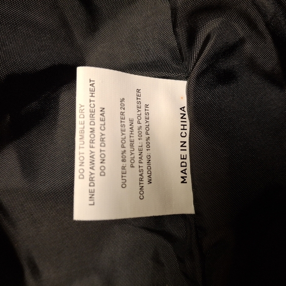 Ushare Outdoor XXL Men's Black insulated/water resistant Hooded Puffer Coat - Picture 7 of 11